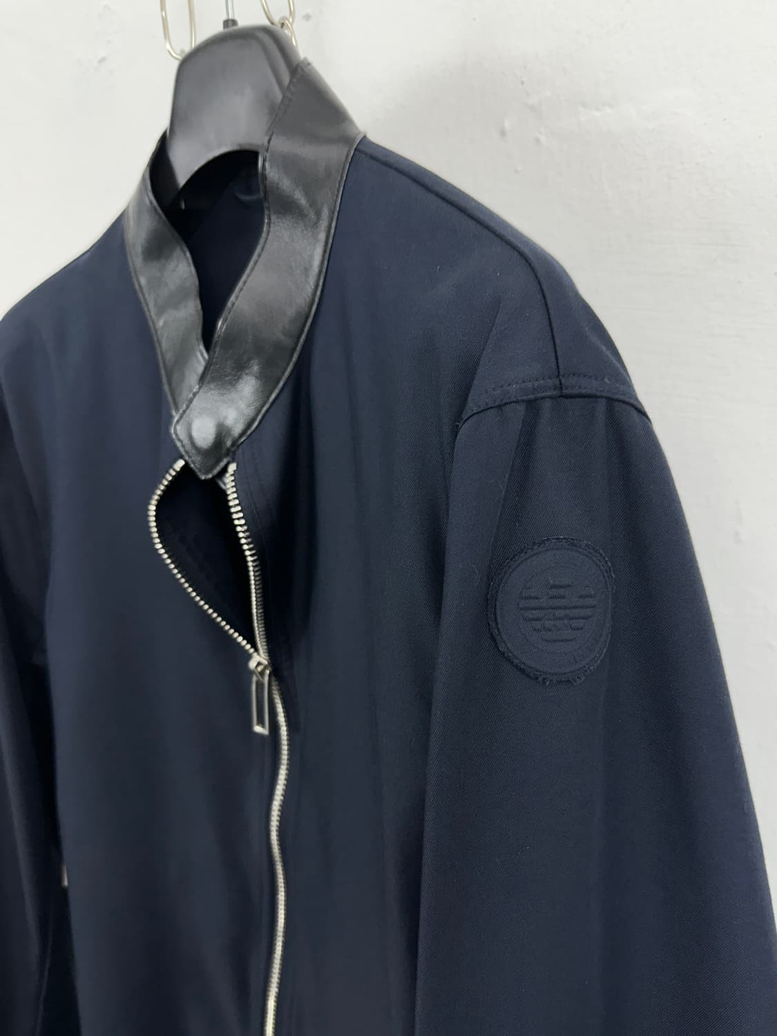 Emporio Armani Leather Collar 2-Way Zip  상품이미지8