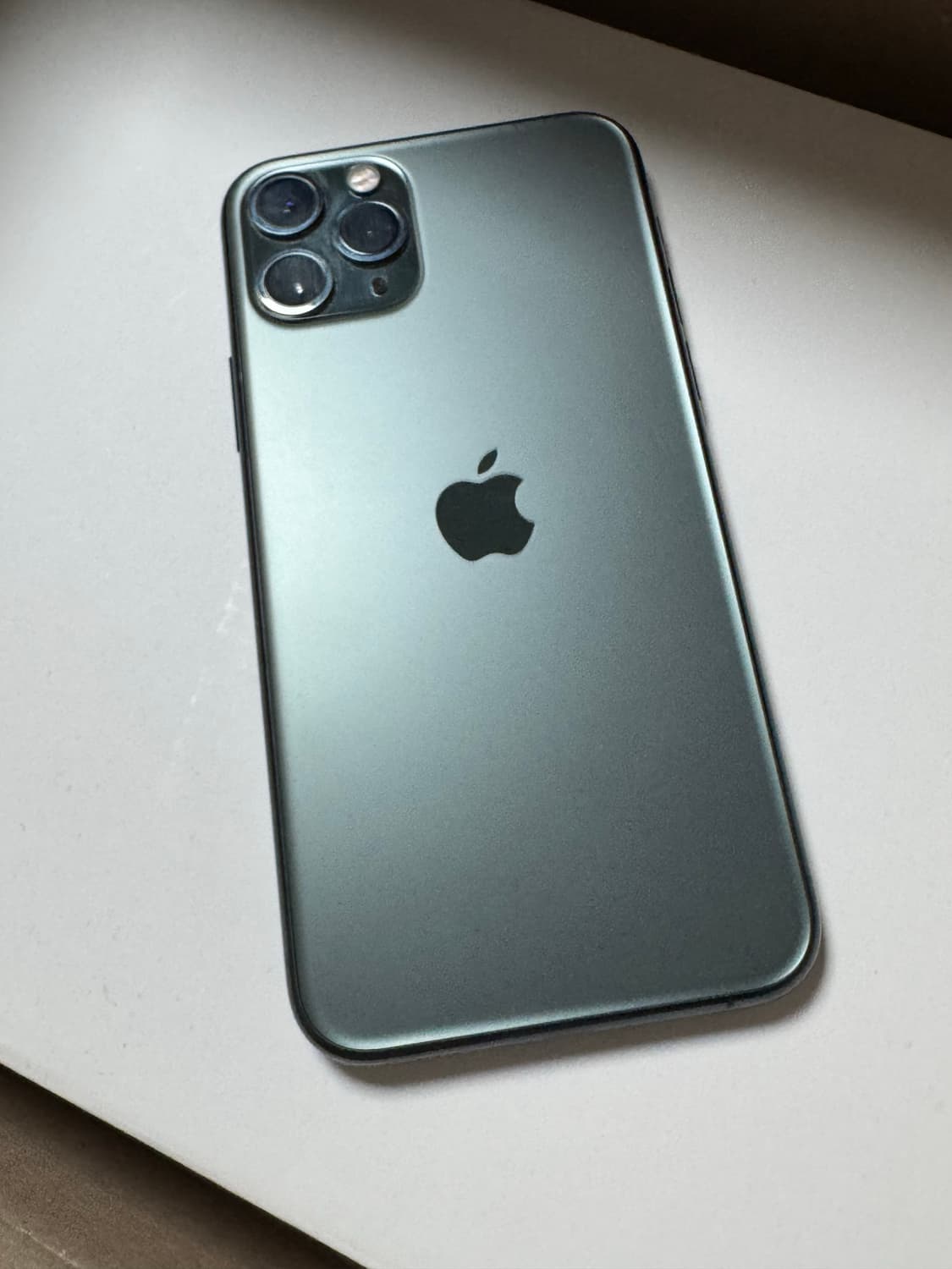 아이폰 11프로 미드나잇 그린 256 (카메라 무음) 상품이미지2