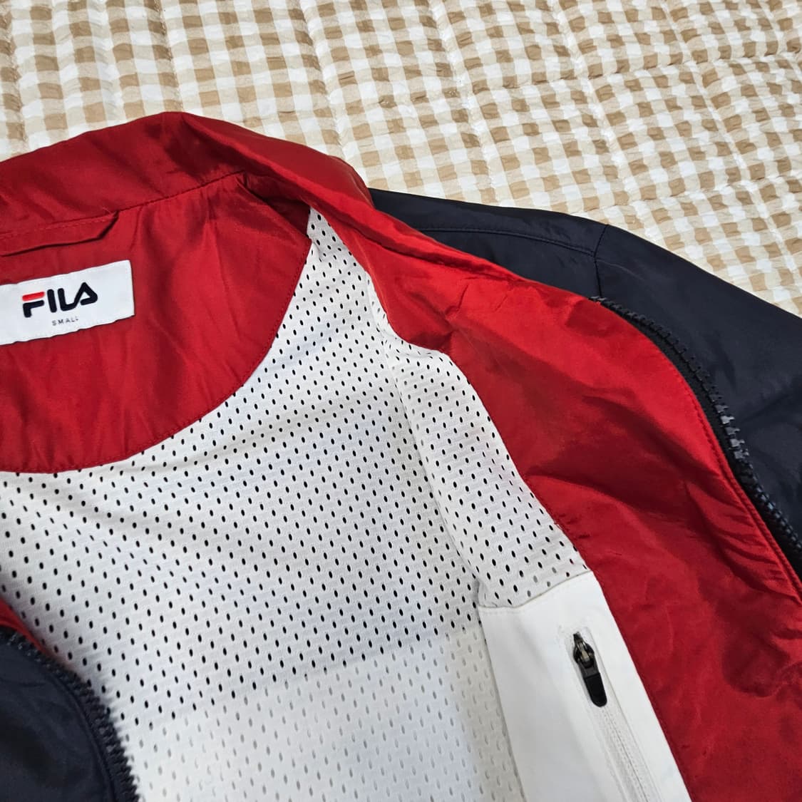 휠라 3단블로킹 바람막이 자켓 남자100 상품이미지7