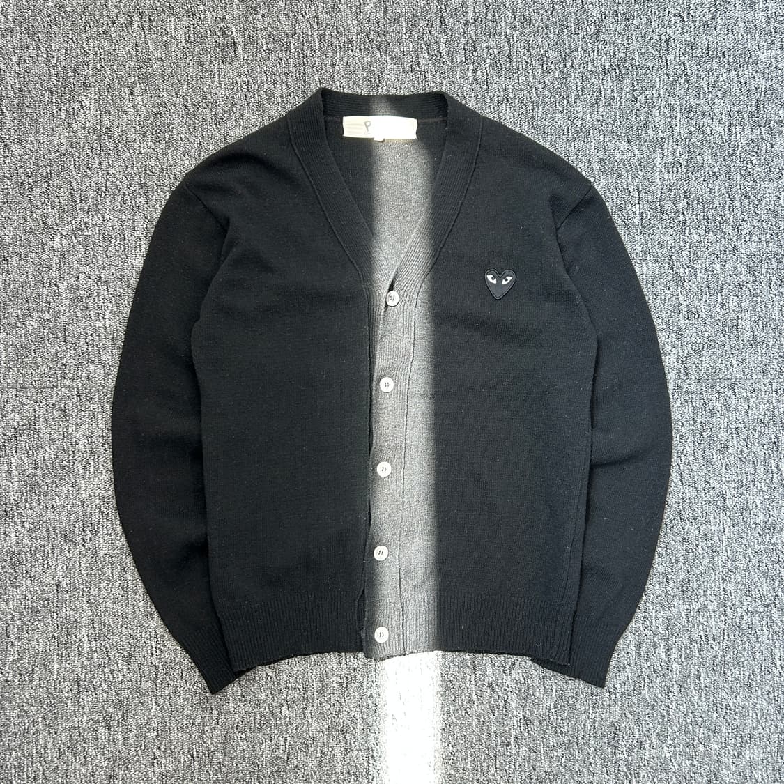 꼼데가르송 블랙 패치 니트 가디건 상품이미지1