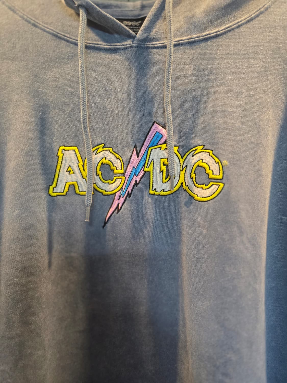 AC/DC 오피셜굿즈. 후드티셔츠. 미착. 상품이미지2