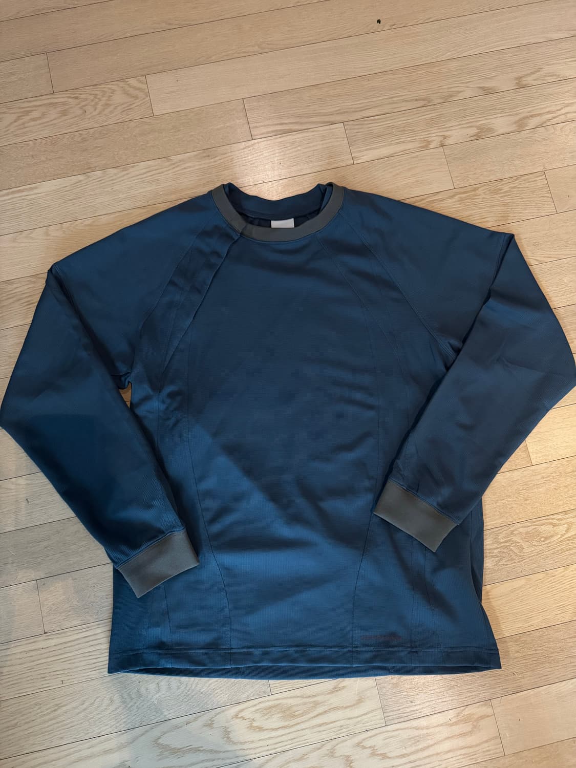 산산기어 플래킷 롱슬리브3 상품이미지1