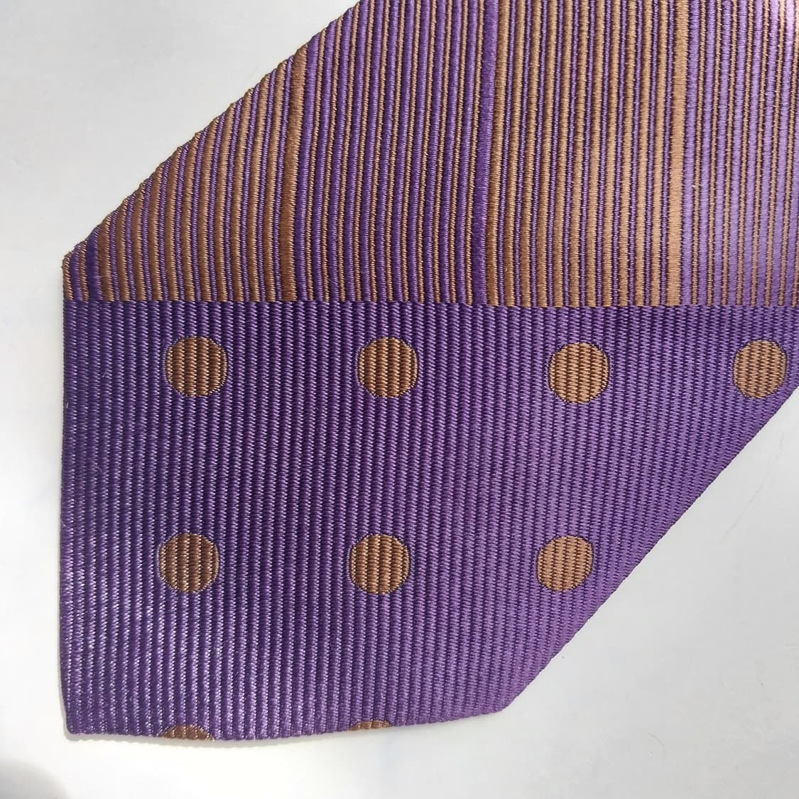 타임 퍼플 도트 스트라이프 패턴 넥타이 8.6cm A+등급 K2395
 상품이미지7