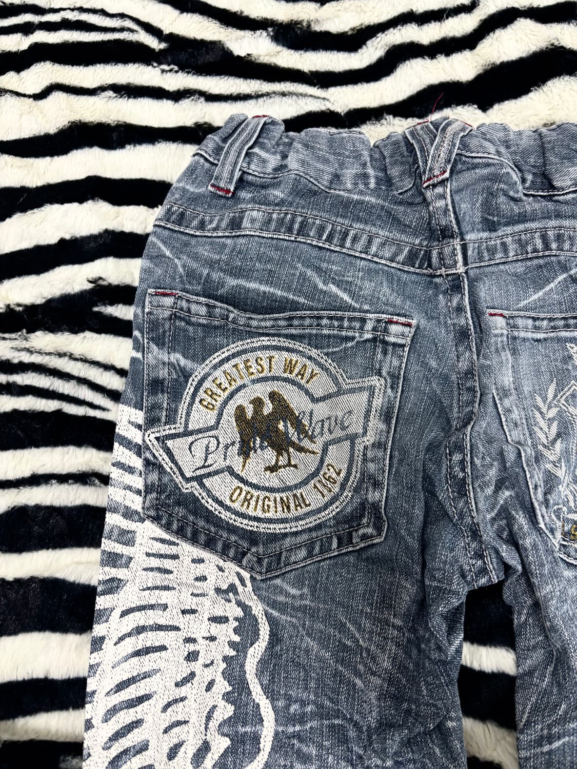 Y2K Back Wings Print Crack Pants 상품이미지3