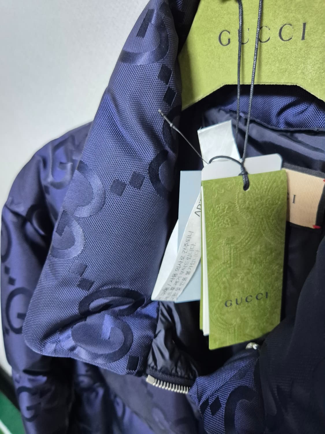 구찌 점보GG패딩 105 상품이미지6