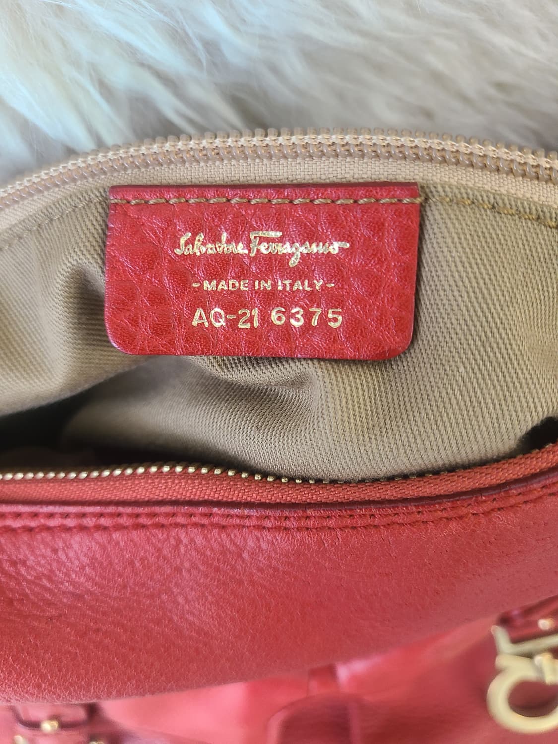 페라가모 정품 호보백 상품이미지5