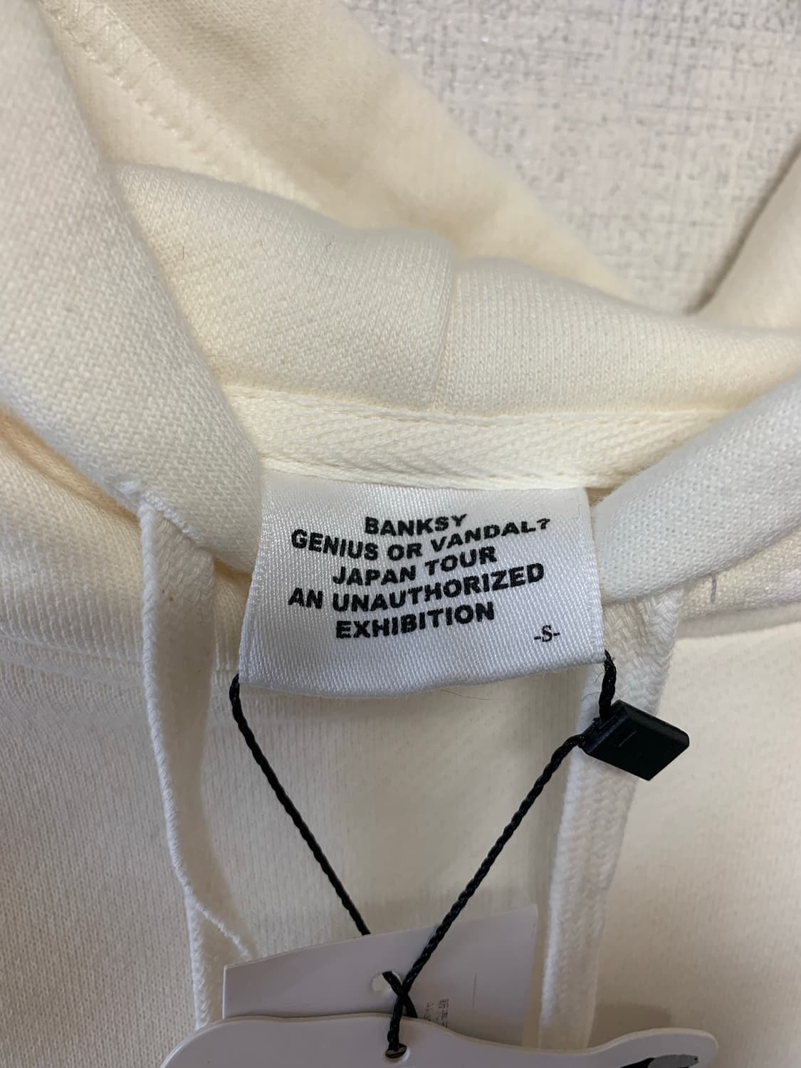 뱅크시 일본 전시 후드 새상품 상품이미지5
