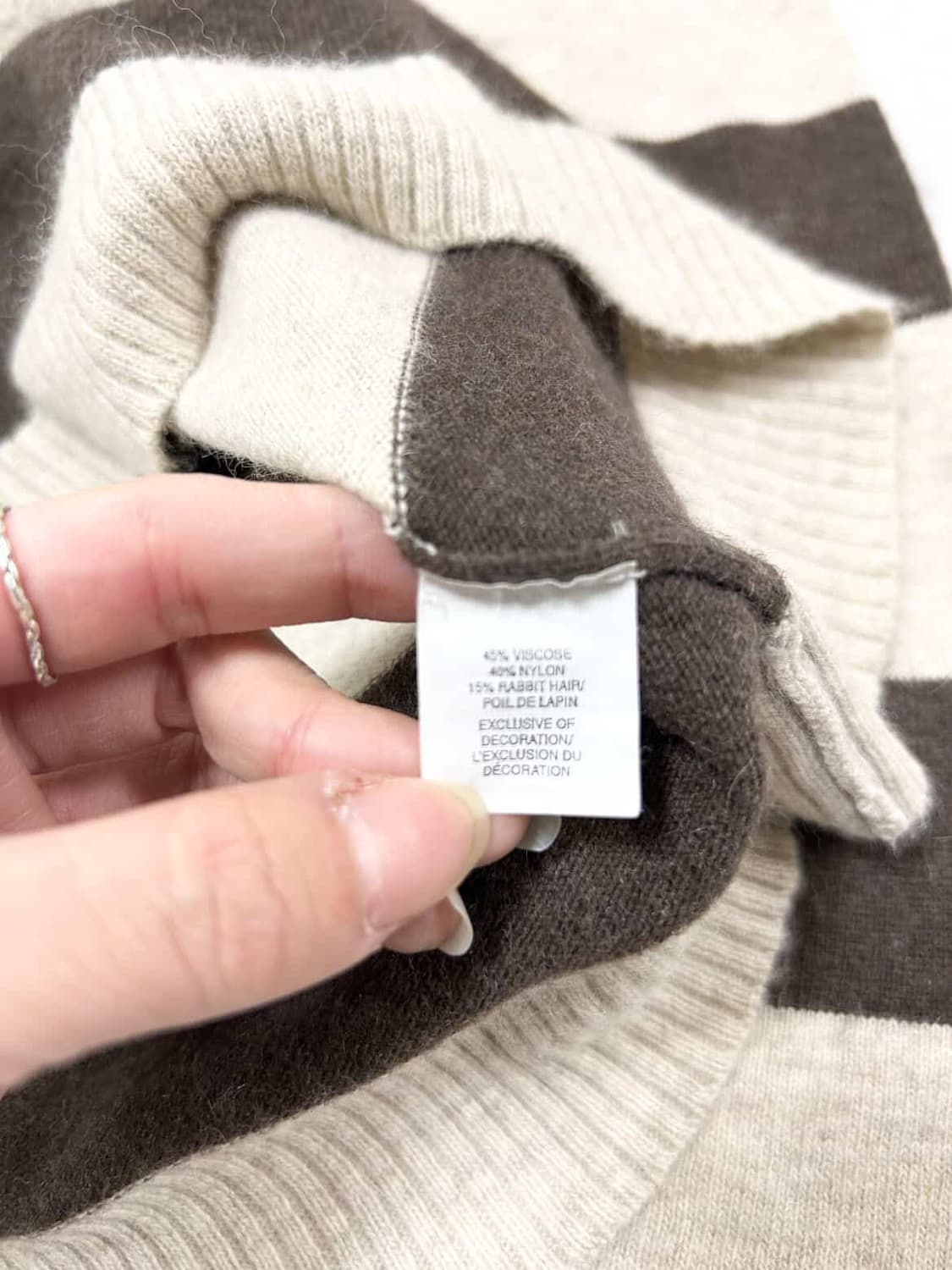 아베크롬비 순록 브라운 단가라 브이넥 니트 상품이미지9