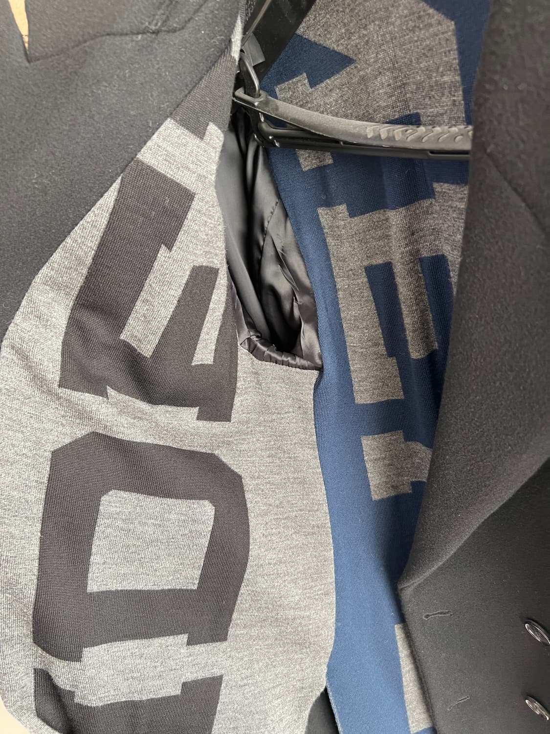 준지 16FW 컬렉션 코트 블랙 50 사이즈 (머플러 디테일) 상품이미지8