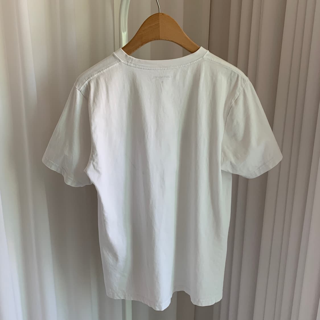 칼하트 S/S STAIN SCRIPT 레터링 프린트 반팔티 상품이미지2