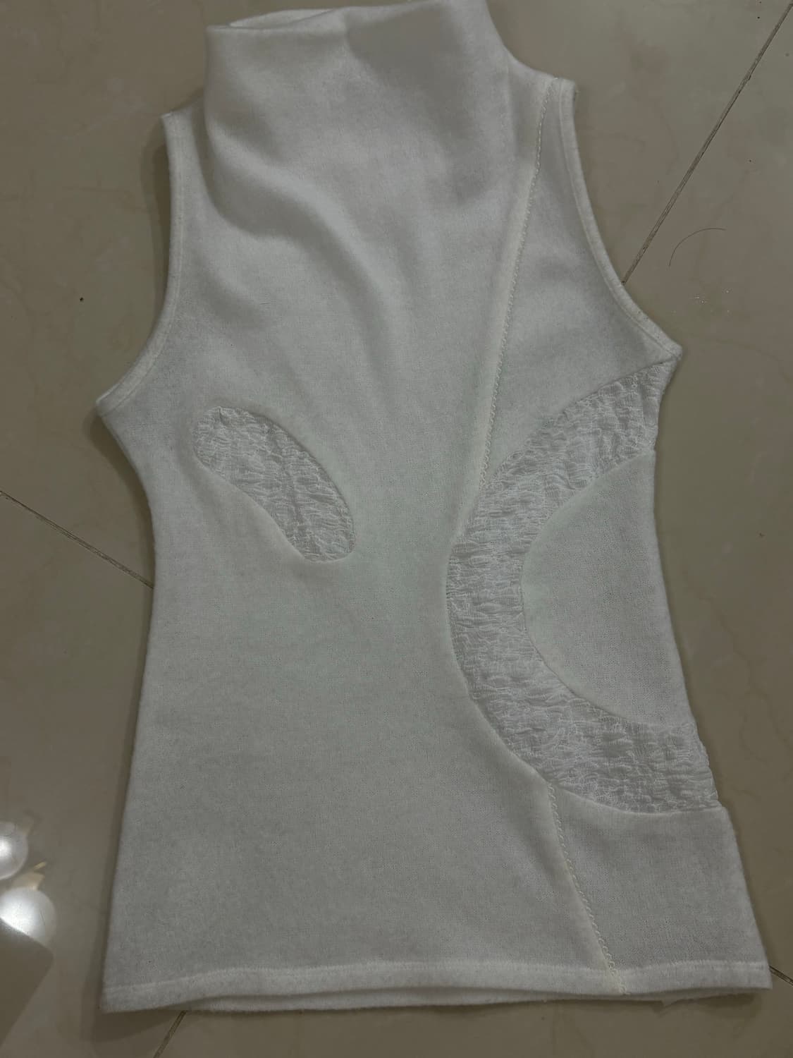 Bonnae spiral sleeveles top 상품이미지1