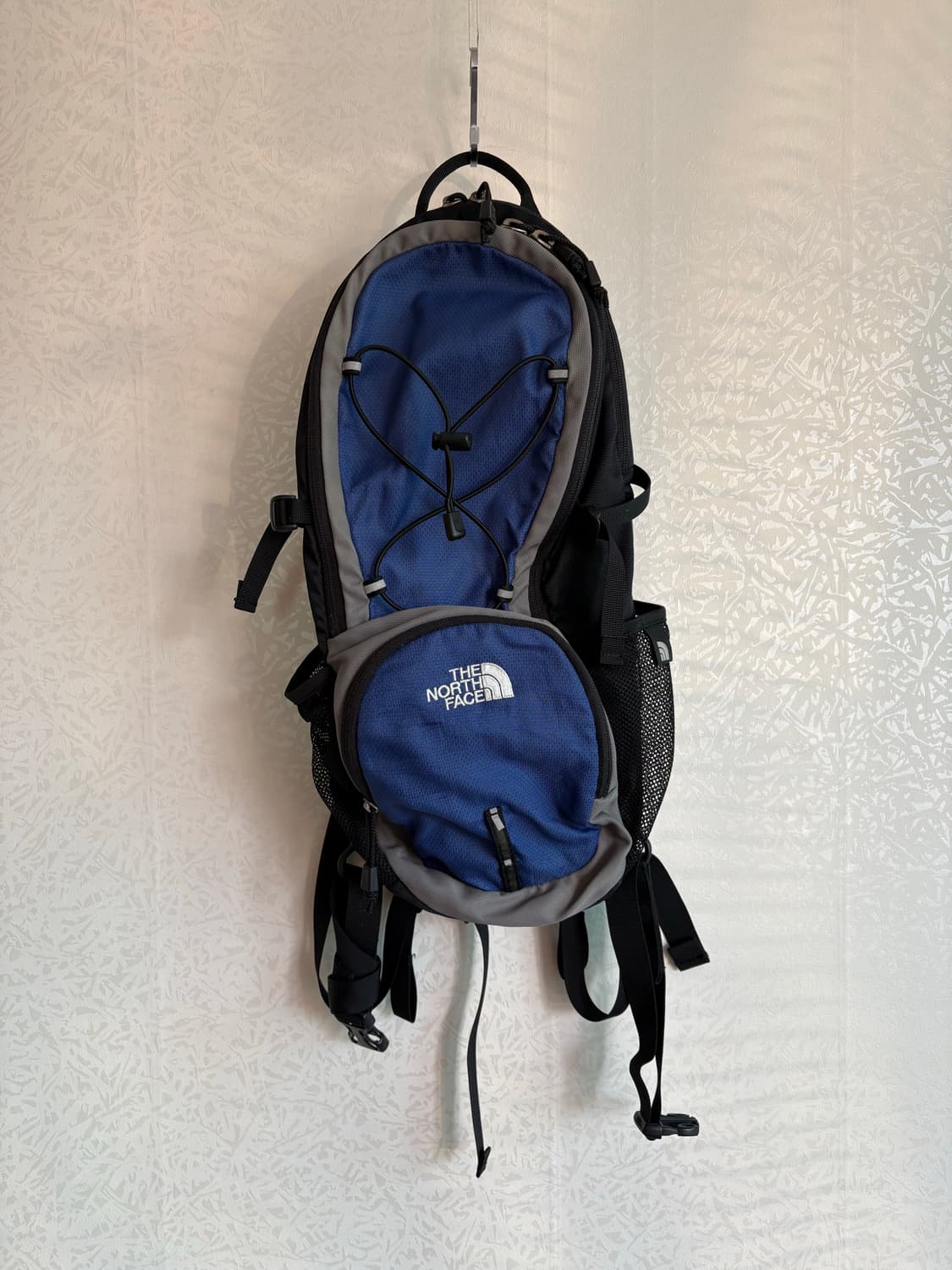 노스페이스 라이트 웨이트 하이킹 트래블 백팩 상품이미지1