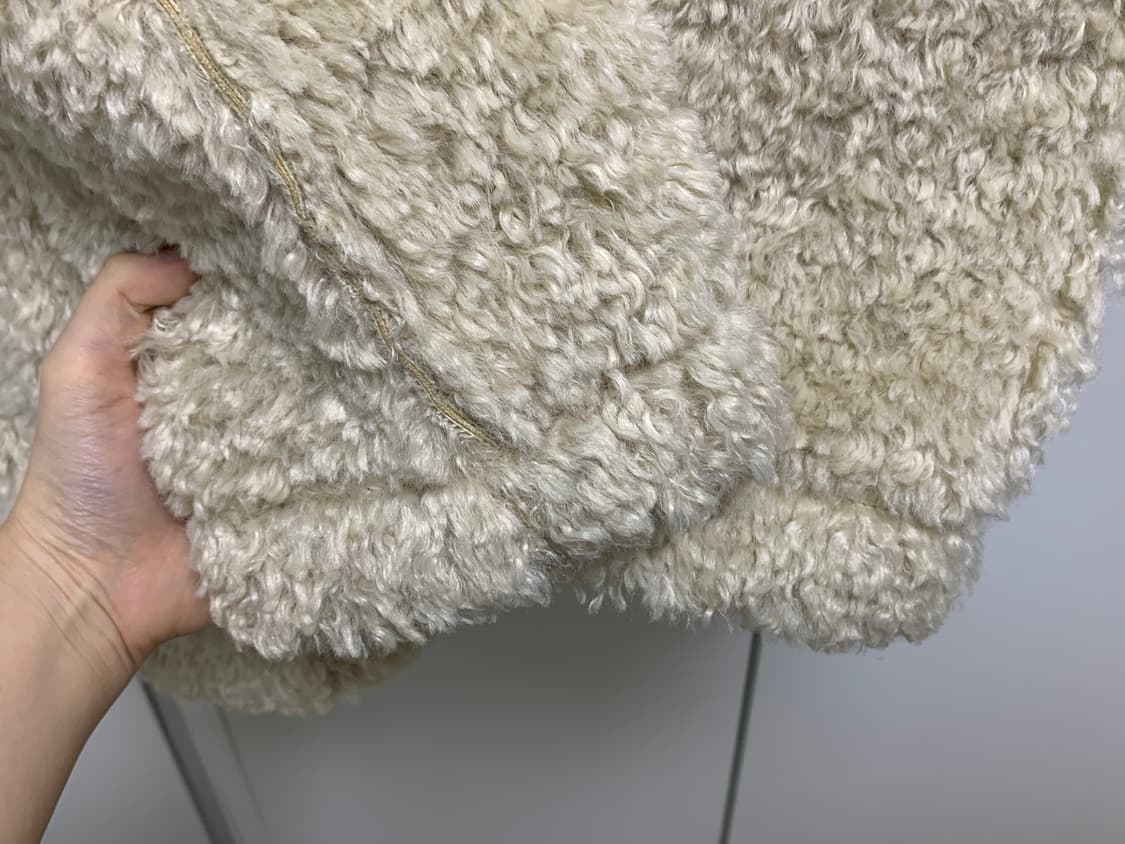 아우로 시어링 퍼 코트 자켓 베이지 상품이미지8