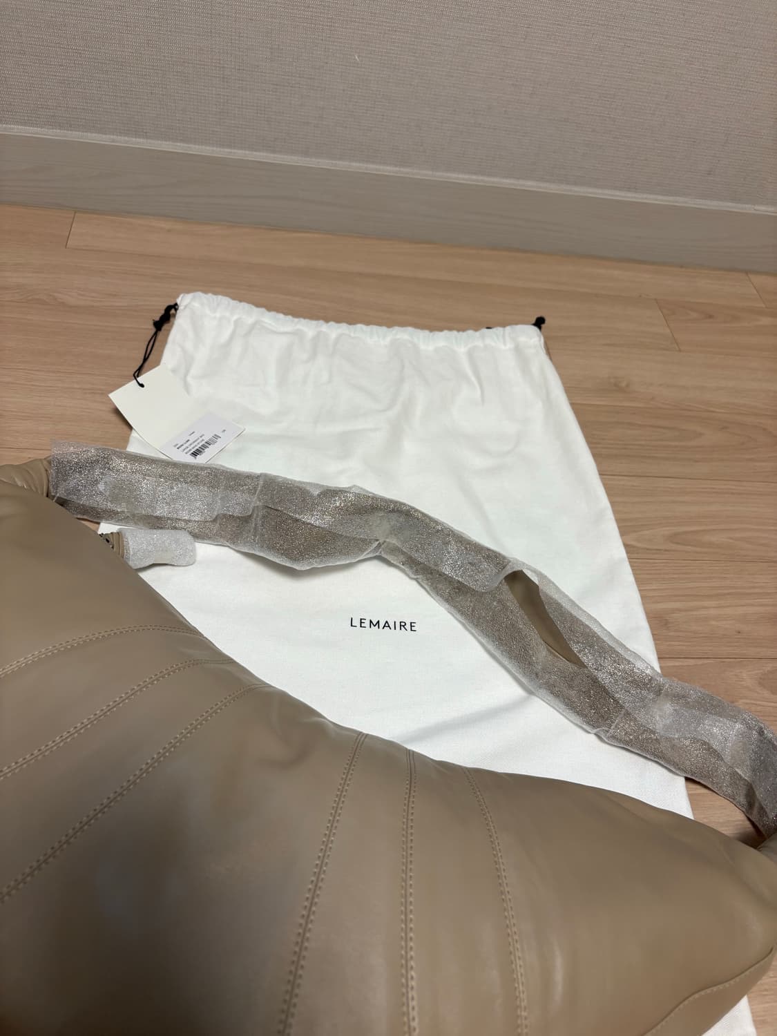 르메르 라지 크루아상백 상품이미지9