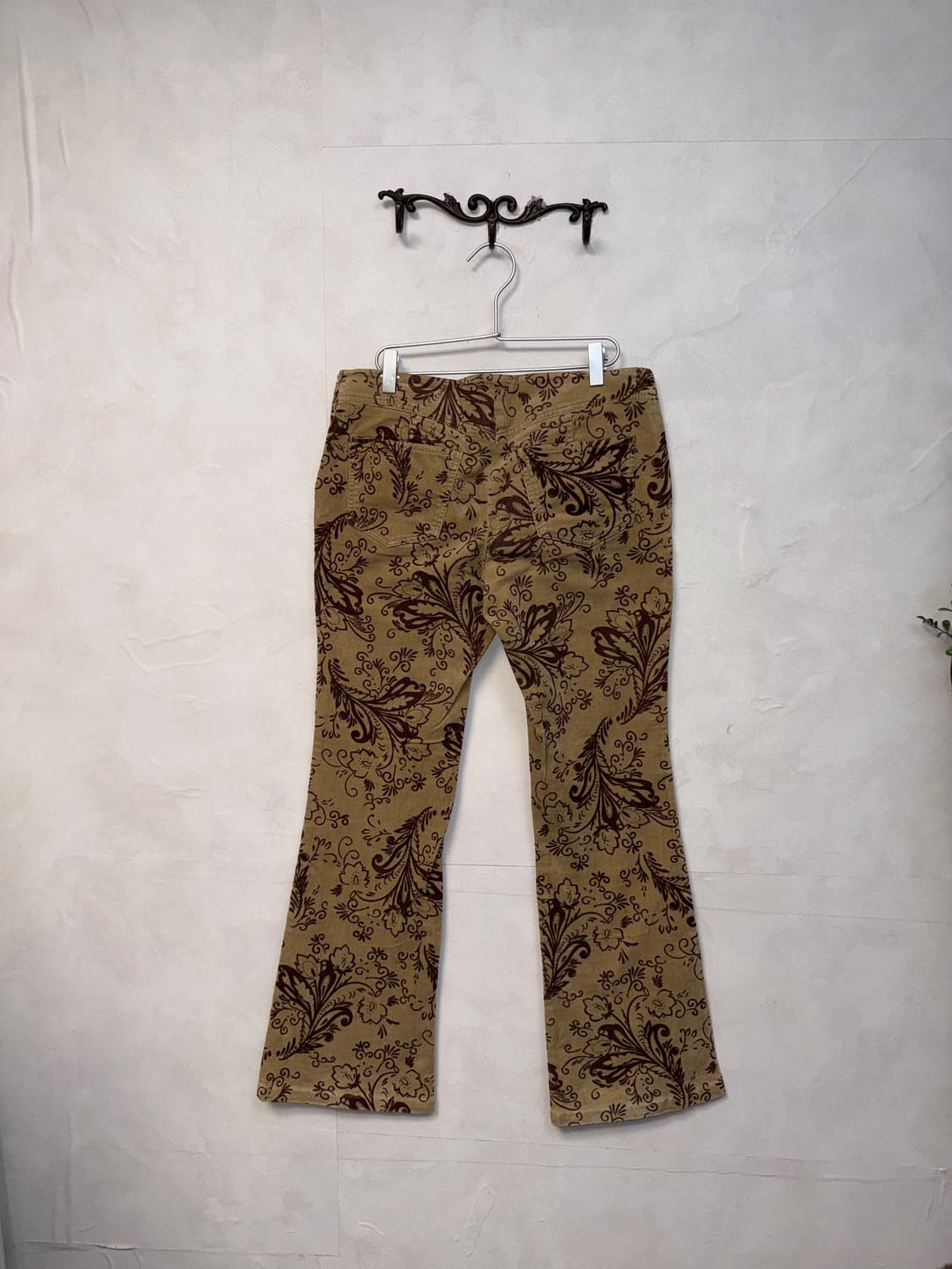 Beige oriental laceup corduroy 부츠컷팬츠 상품이미지4