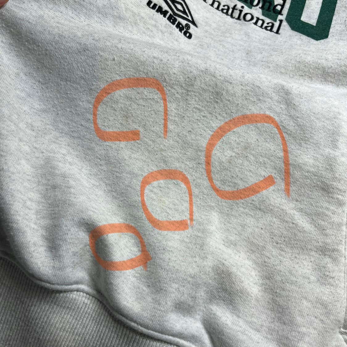 엄브로 반집업 맨투맨 상품이미지8