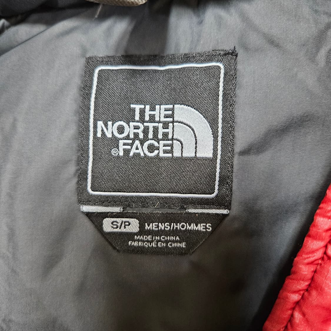 노스페이스 700 눕시 패딩 다크레드 상품이미지3