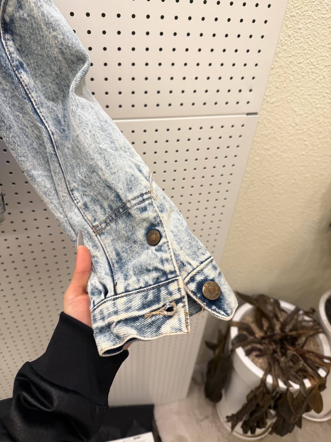 캘빈클라인 워싱 데님 트러커 자켓 U694 상품이미지3