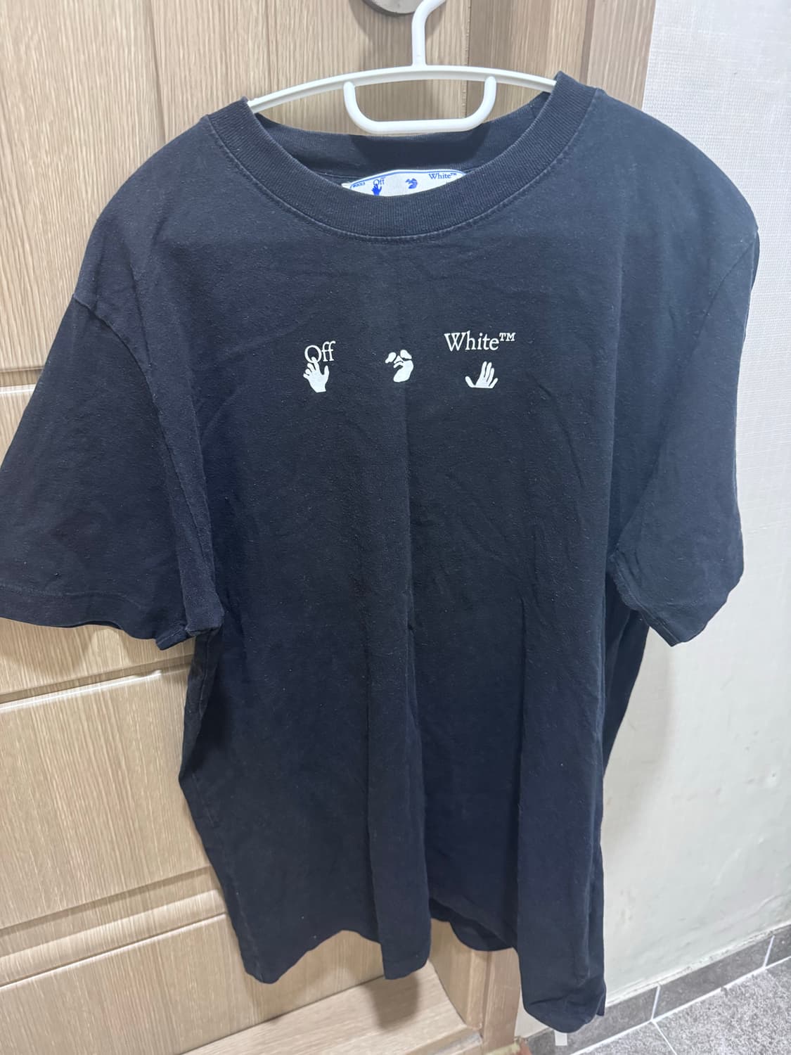 오프화이트 반팔티 상품이미지1