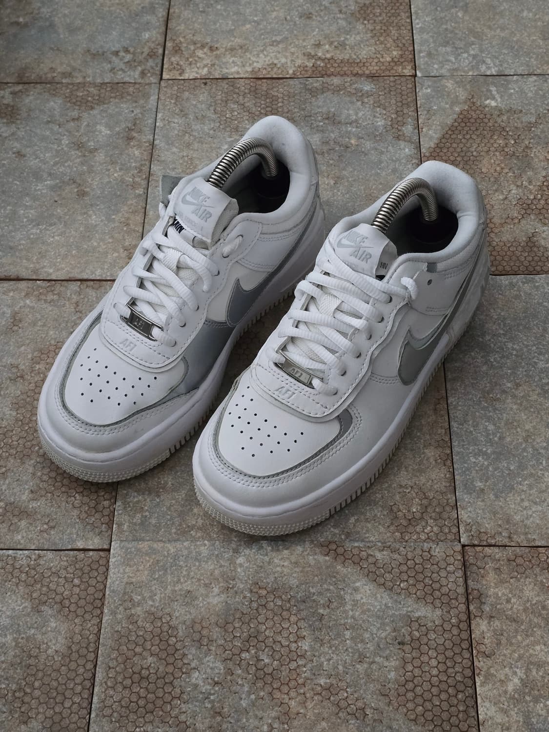 (225)나이키 에어포스 1 쉐도우 화이트 실버 상품이미지1