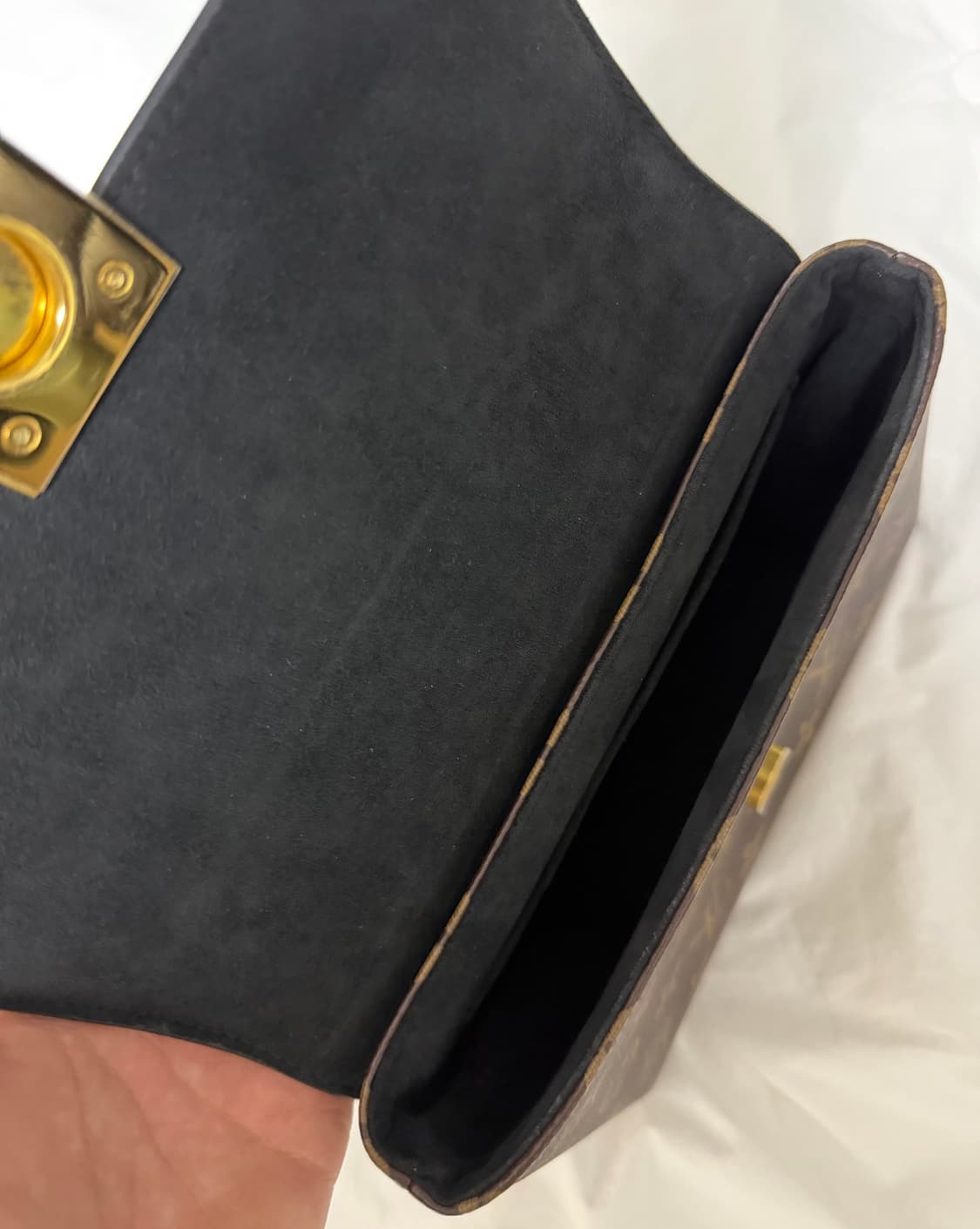 루이비통 록키 BB 모노그램 토트백 상품이미지6