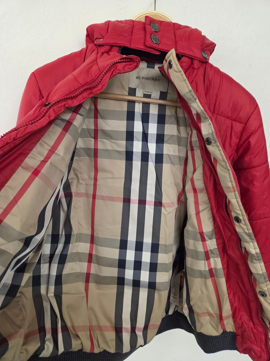 버버리 키즈 레드 패딩 점퍼 12Y/152cm 상품이미지6