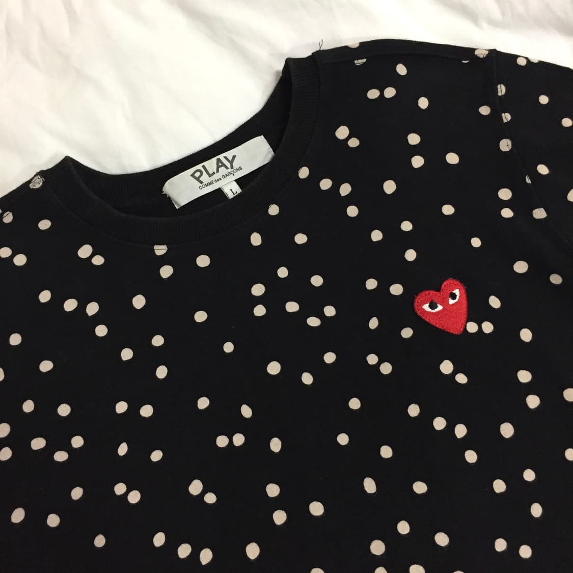 꼼데가르송 도트 맨투맨 상품이미지1