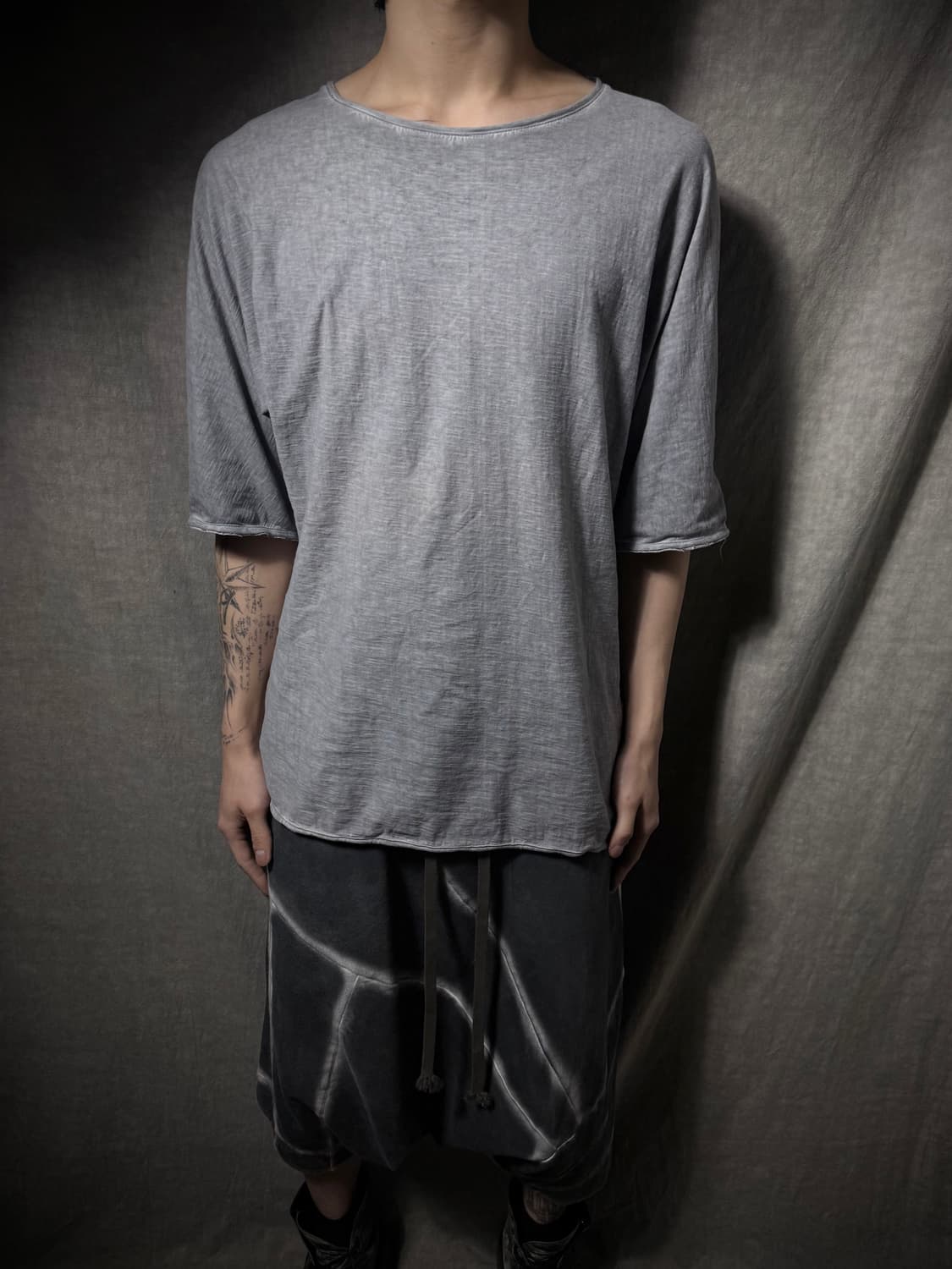 First Aid To The  Injured T Shirt 상품이미지3