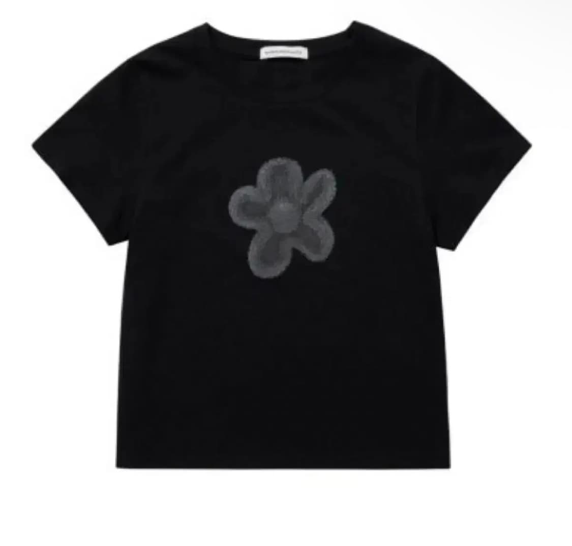 suu 스마트어반유즈풀 퍼리 플라워 티셔츠 블랙 코이세이오 상품이미지1