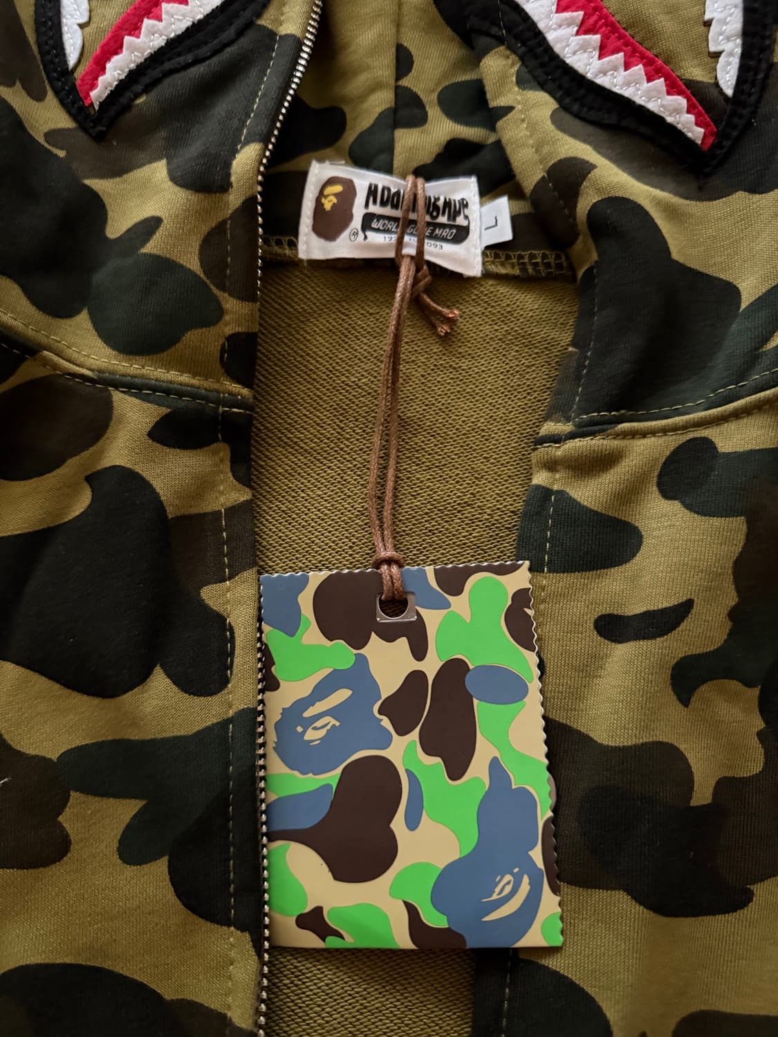 베이프 Bape 카모 샤크 후드 집업 상품이미지2