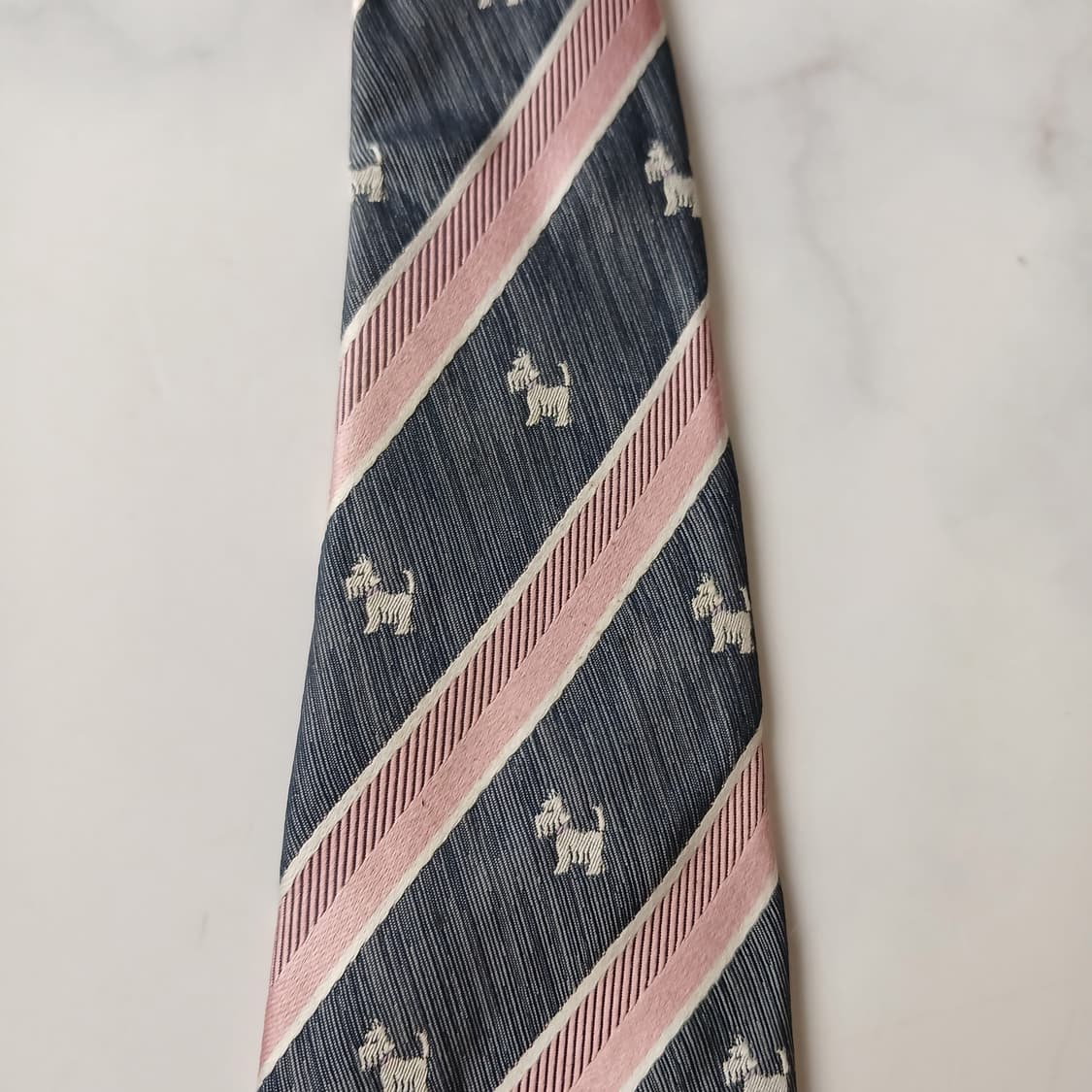 아쿠아스큐텀 스트라이프 강아지 자수 넥타이 9.4cm A등급 A19775 상품이미지8