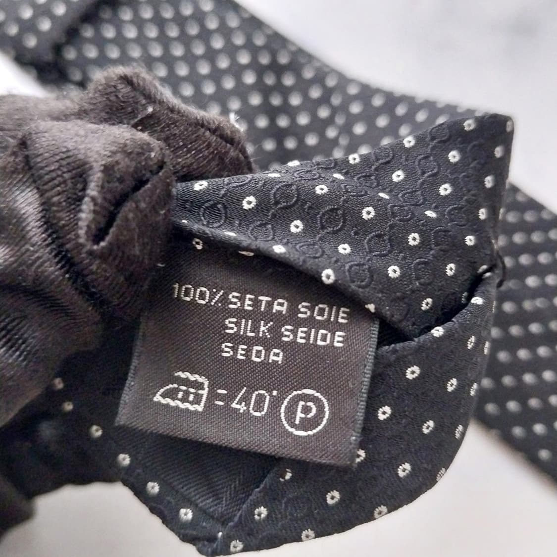 제냐 실크 블랙 마이크로 도트 넥타이 6.2cm A+등급 K1622
 상품이미지10