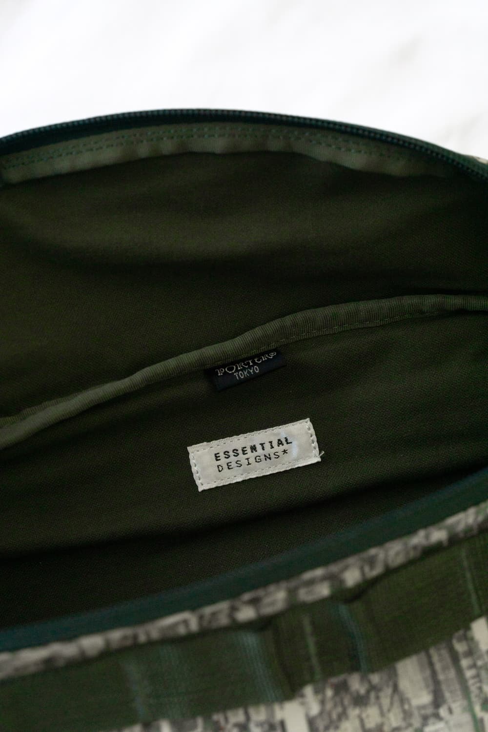 Porter x Essential designs* 콜라보 슬링백 상품이미지3