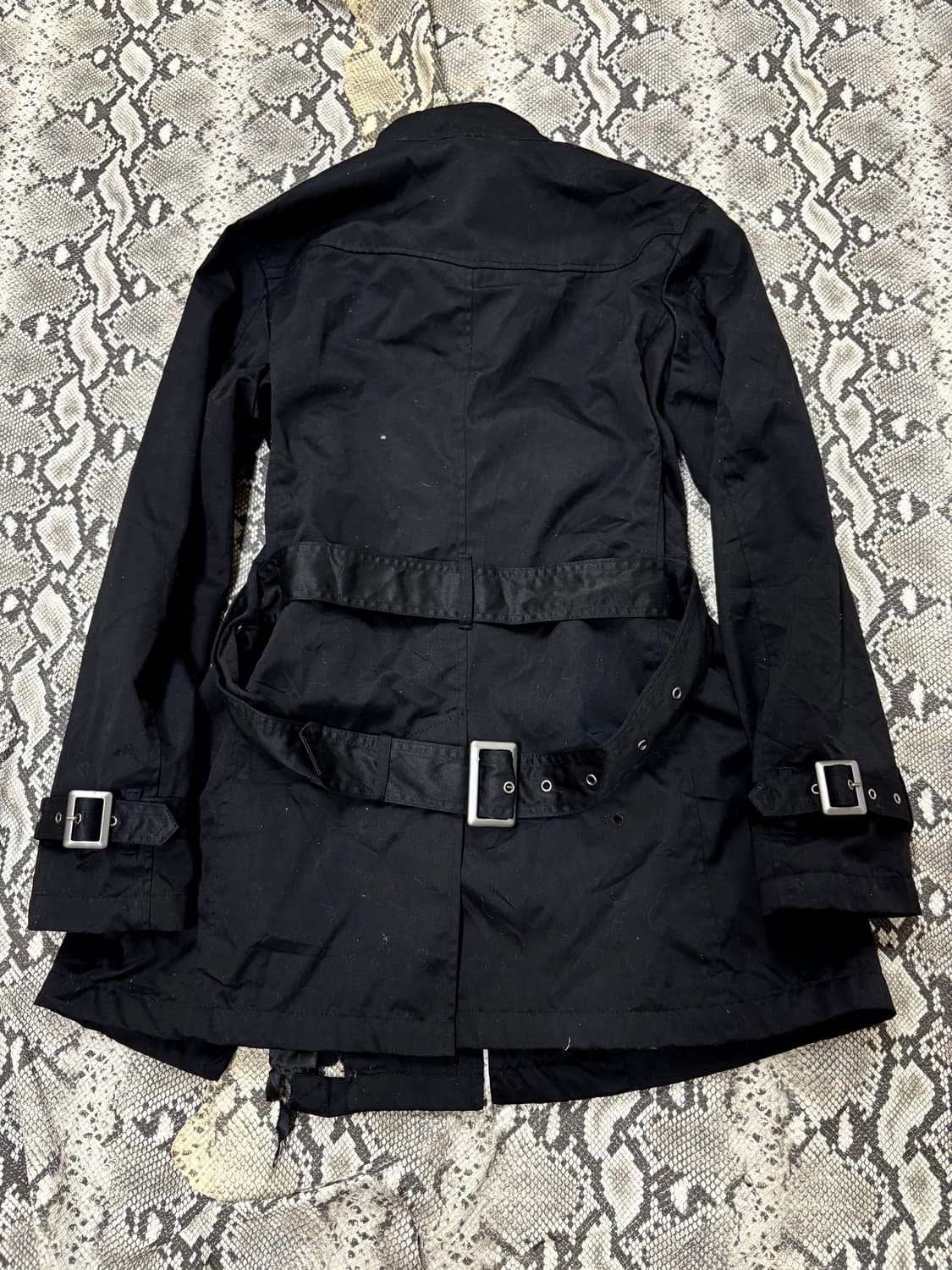 “Vintage” Neck Buckle Detail Black Moder 상품이미지7