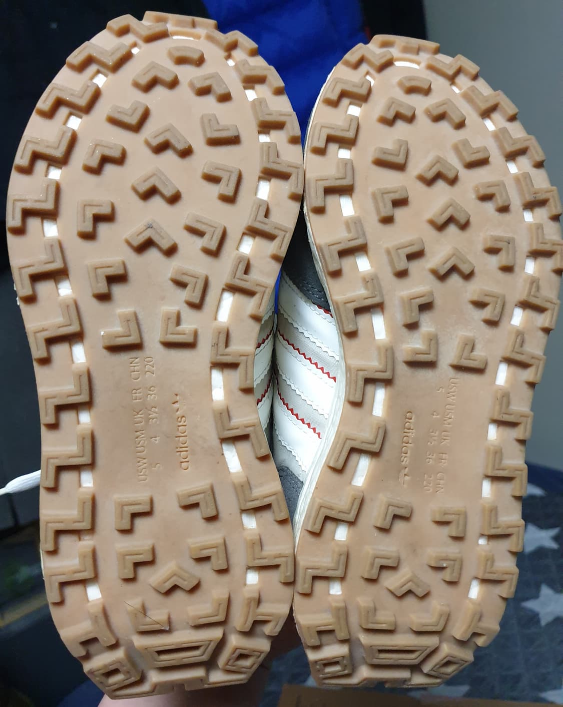 아디다스 레트로피 E5 그레이 화이트 스니커즈 (220) 상품이미지6