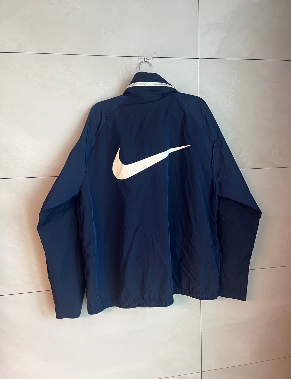 [XL] 나이키 라이트 웨이트 바람막이 자켓 네이비 상품이미지2