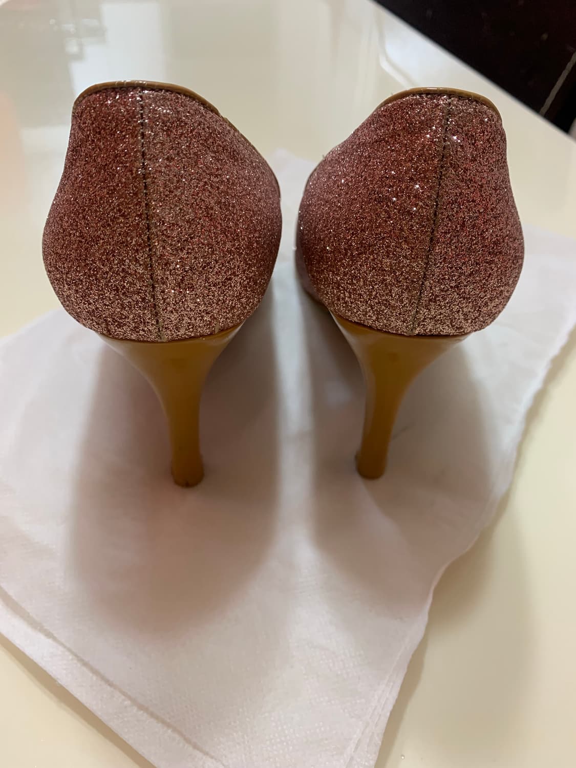 세라(SAERA) 핑크 글리터 오픈토 펌프스힐 235mm 상품이미지7