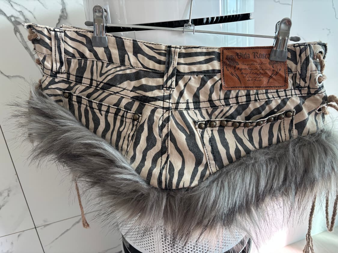 대대장급 로우라이즈 갸루 퍼 쇼츠 상품이미지2