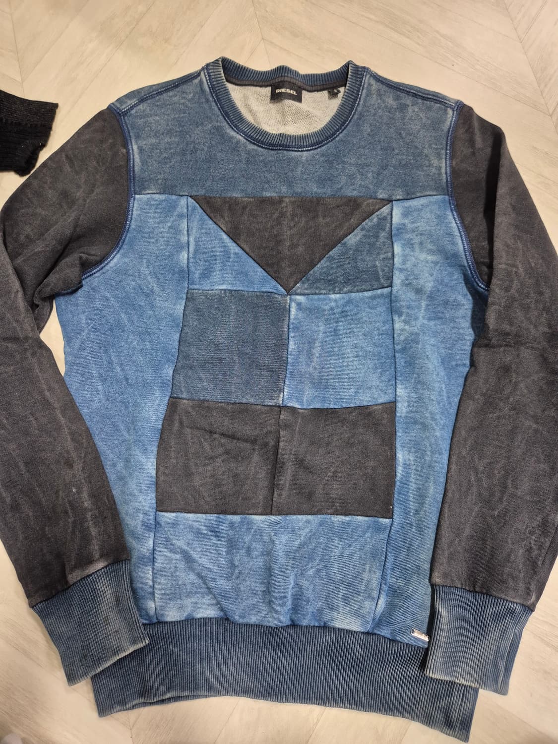 정품 디젤 빈티지 패치워크 맨투맨 상품이미지1
