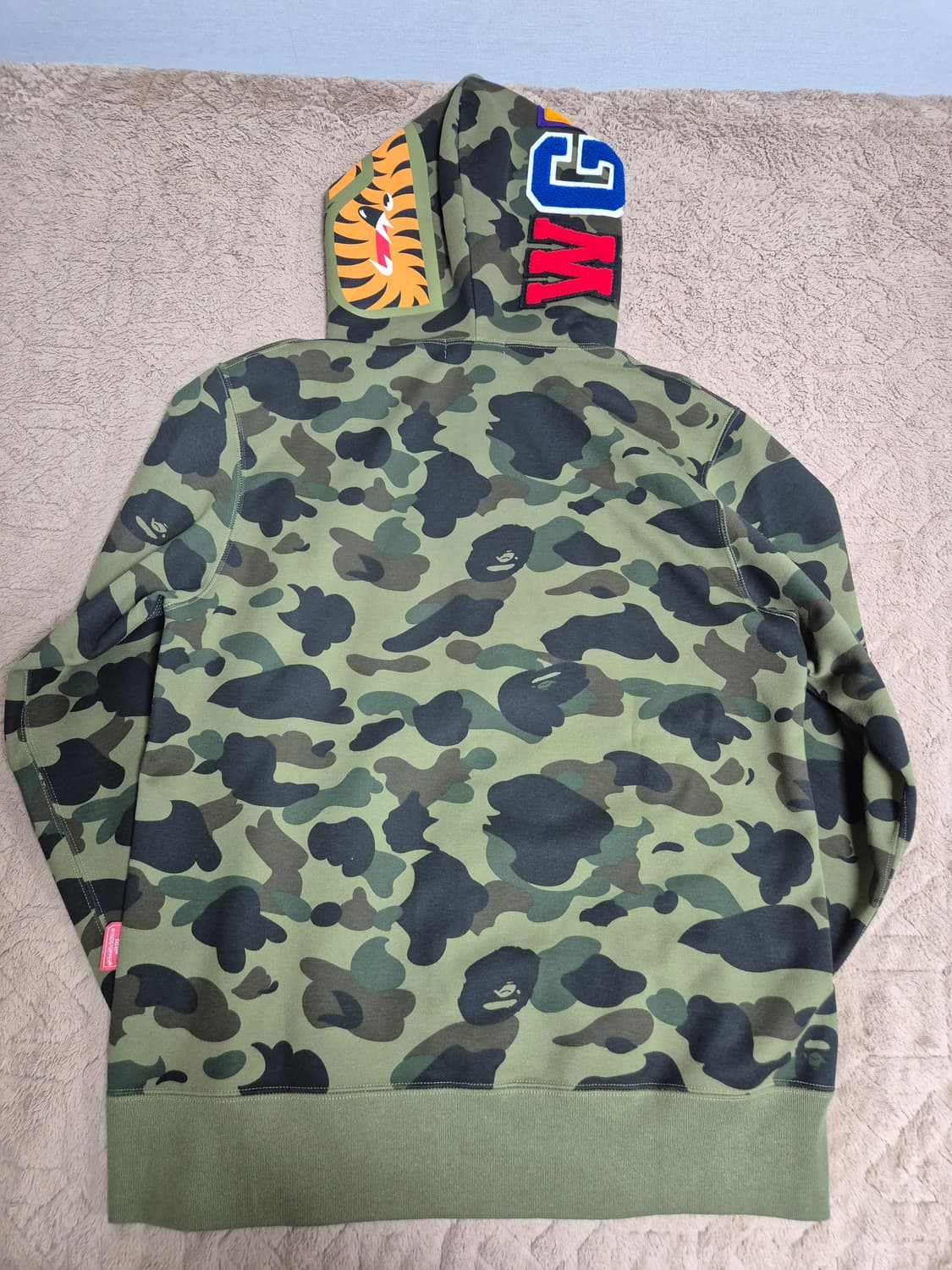 (XL)베이프 고어텍스 윈드스토퍼 녹계 샤크 후드집업 상품이미지3