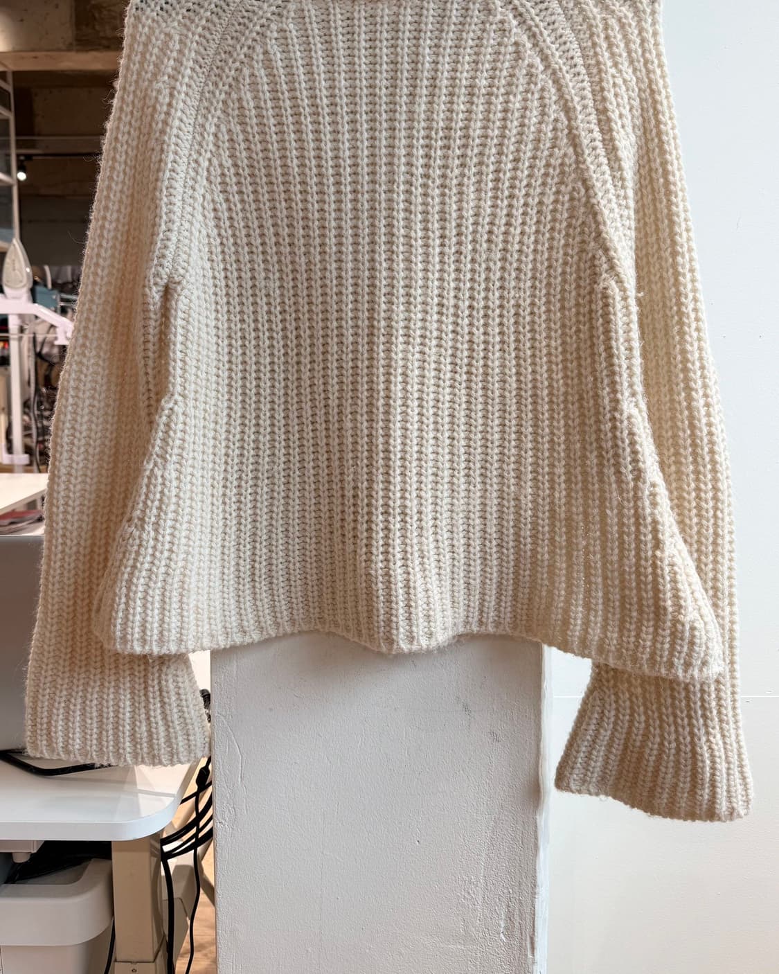 마쥬 아이보리 알파카울 라운드 니트  상품이미지6