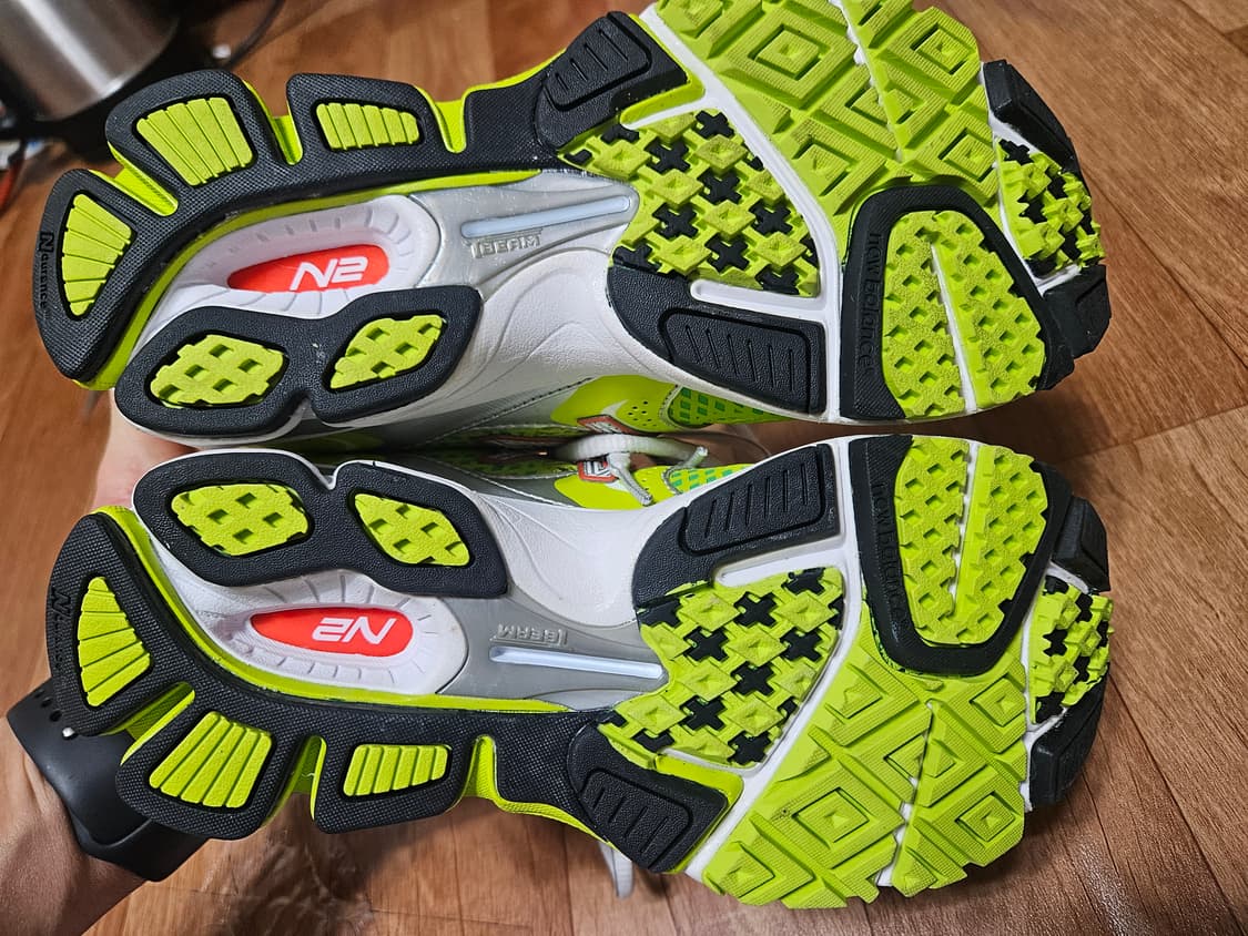 [220]뉴발란스 1080v2 상품이미지5