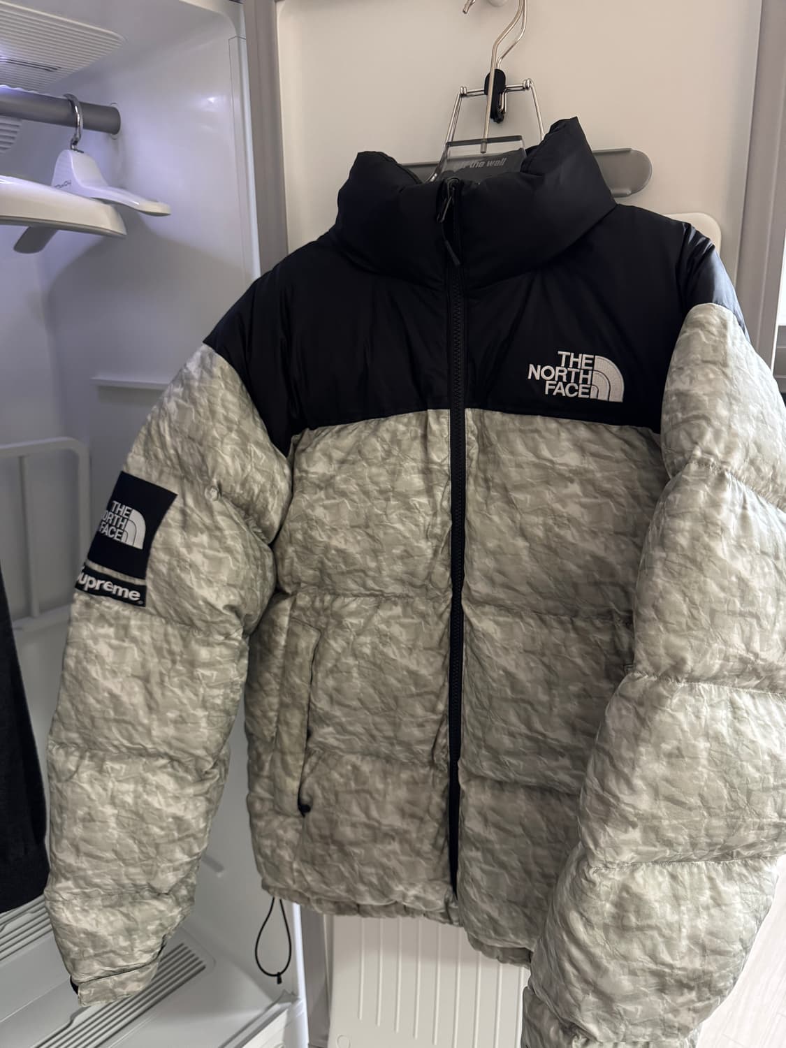 슈프림X노스페이스 페이퍼 눕시 m 새상품컨디션 상품이미지1