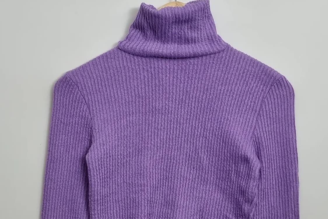 버쉬카 퍼플 크롭 니트  상품이미지3