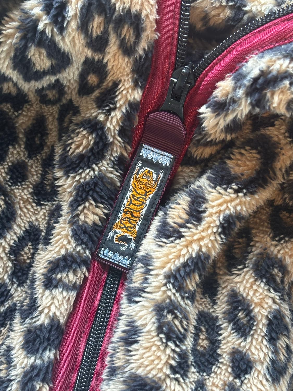 캐피탈 래오파드 플리스(스캇 착용) 초희귀 사이즈 상품이미지5