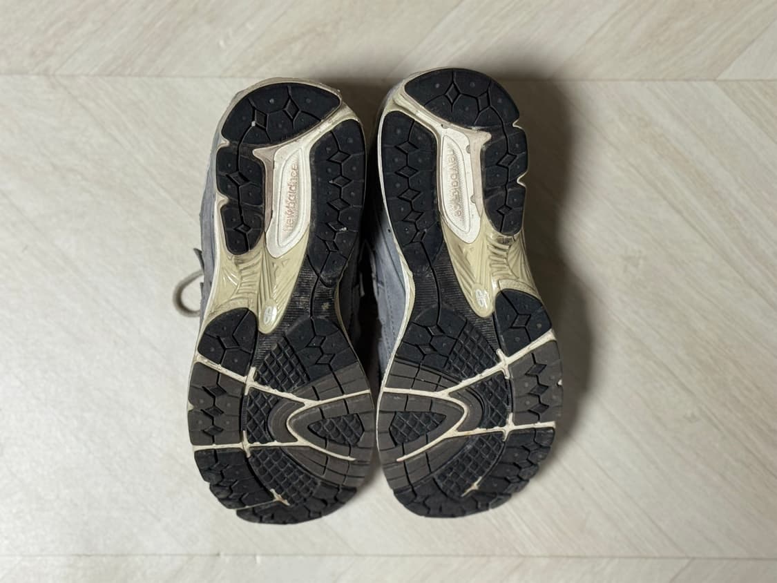 뉴발란스 2002R 상품이미지4