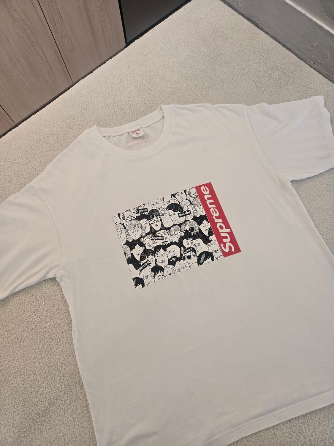슈프림 Crowd Tee 화이트 반팔 티셔츠 xxl 상품이미지3