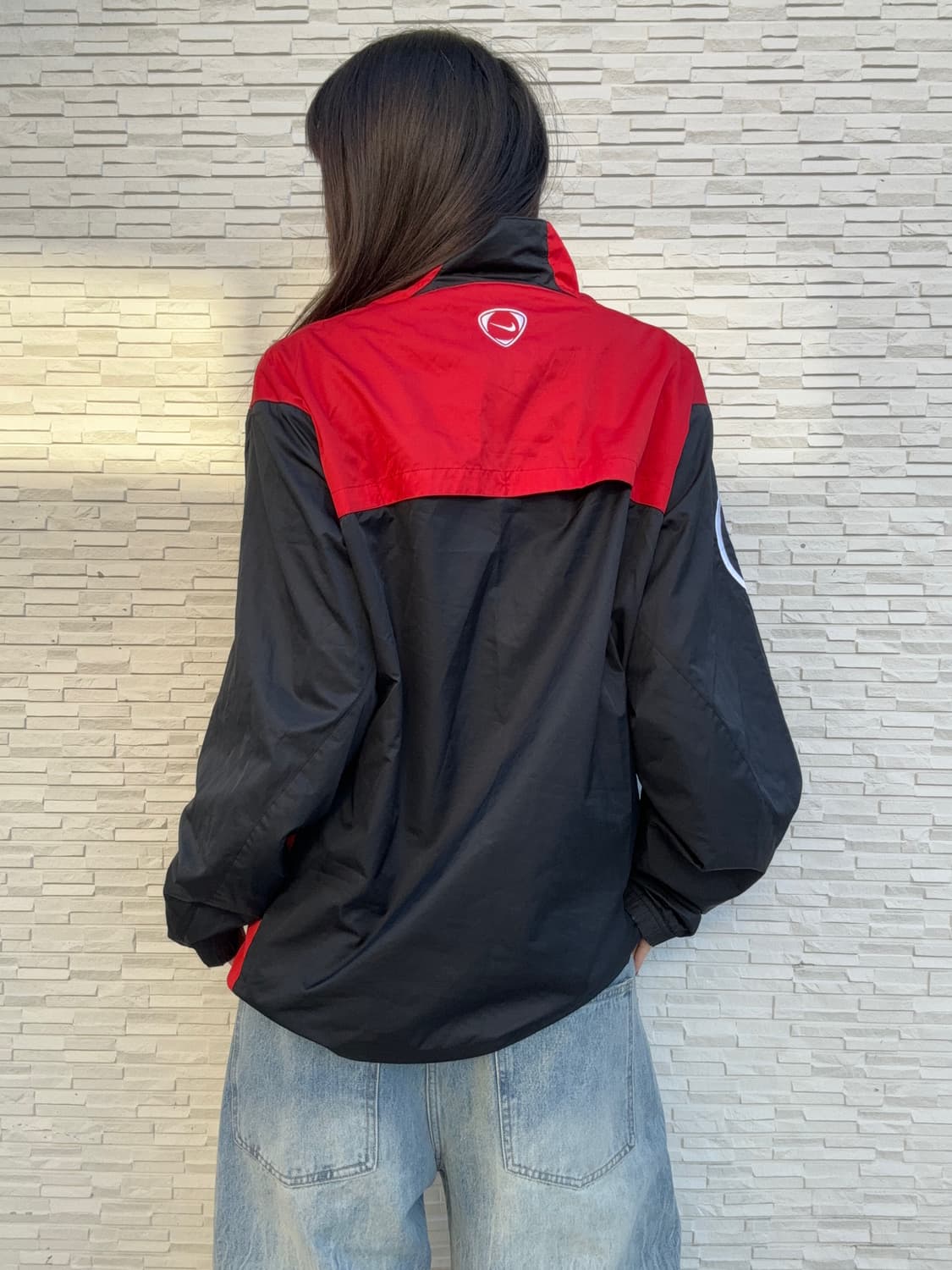 90s올드스쿨 NIKE 블랙 레드 배색 바람막이 상품이미지3