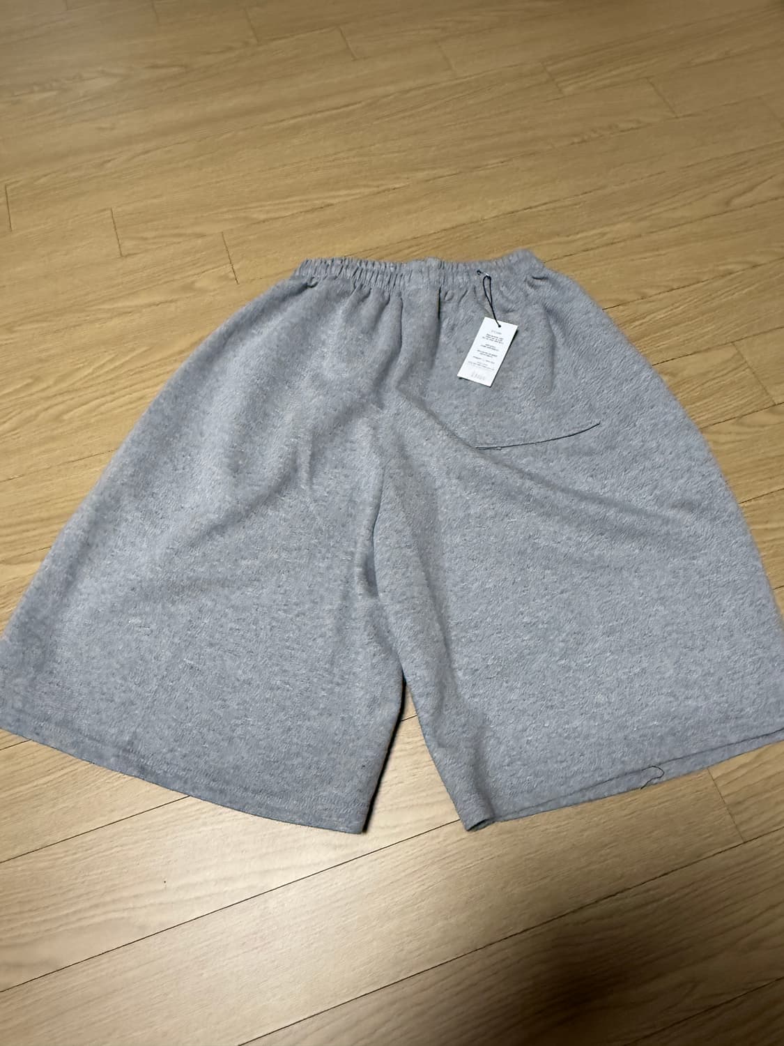 그레이 와이드 밴딩 반바지 상품이미지3