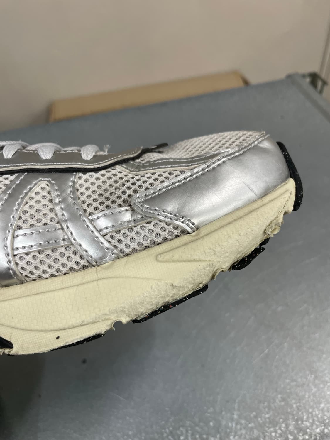 나이키 V2K 런 퓨어 플래티넘 280 상품이미지8